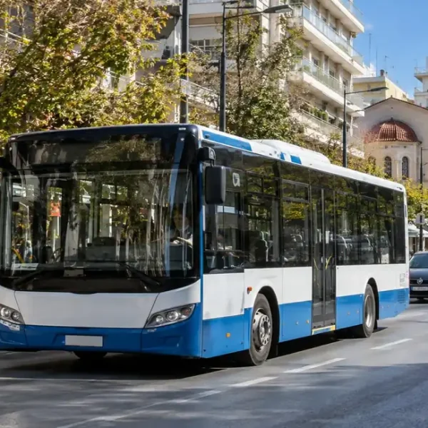 Λάρισα: Με 15 ευρώ τον μήνα απεριόριστες διαδρομές για 1.500 φοιτητές – Πότε ξεκινά το διευρυμένο πρόγραμμα