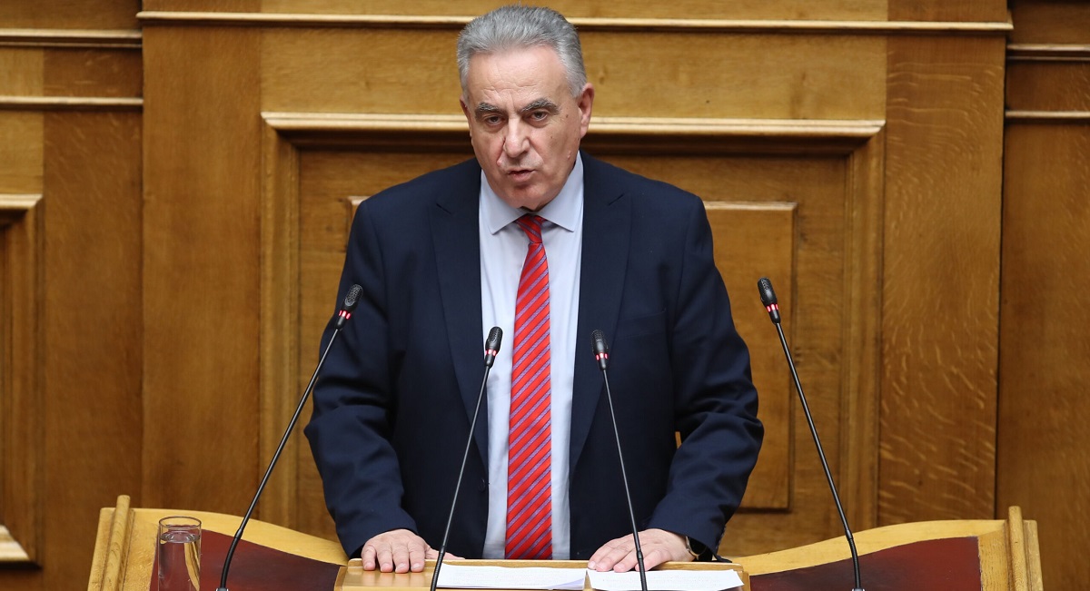 Στη «μάχη» κατά του αφθώδους τα Κτηνιατρικά Κέντρα Θεσσαλονίκης και Λάρισας