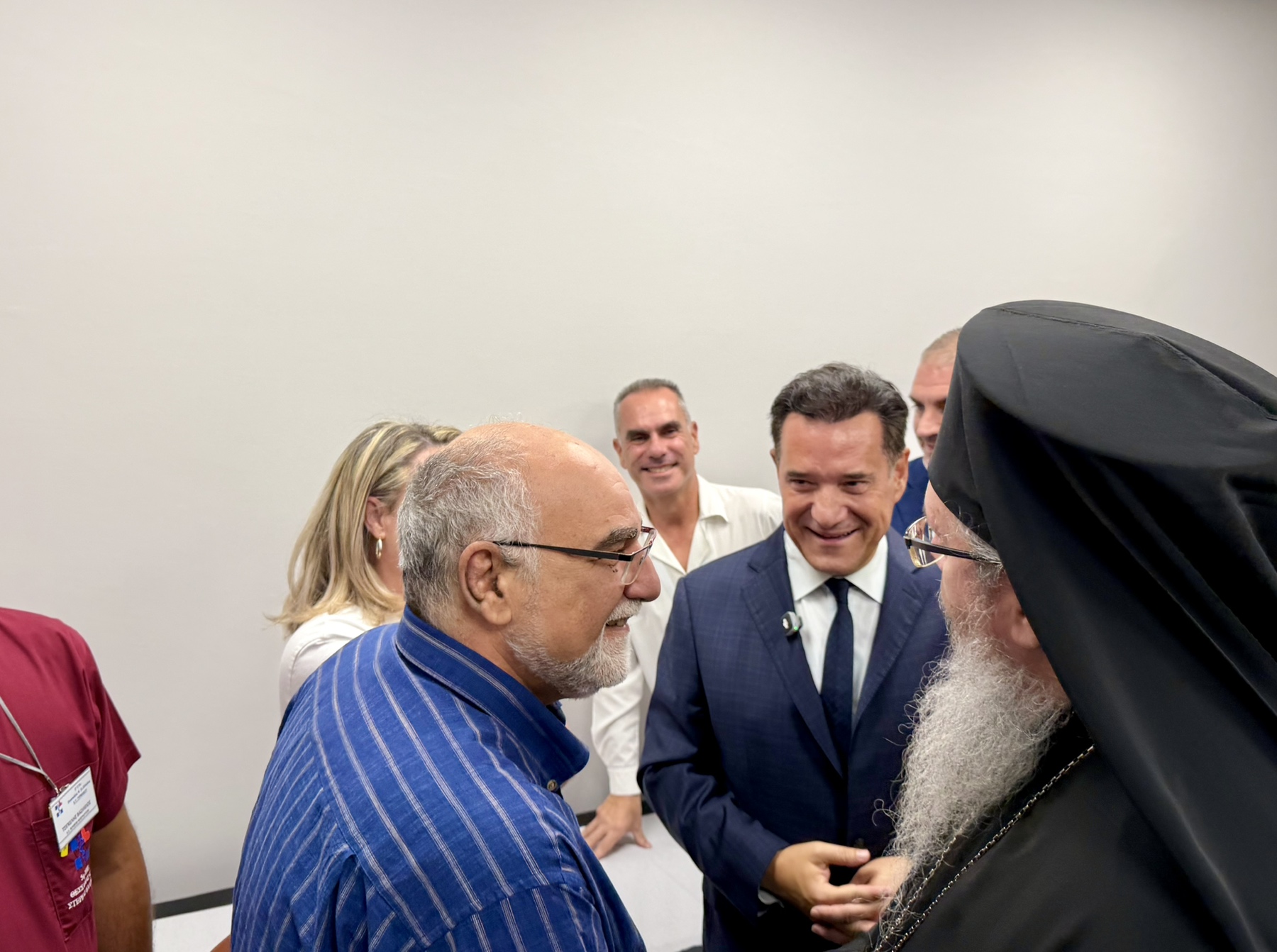 Συνάντηση δύο φίλων στον Τύρναβο…
