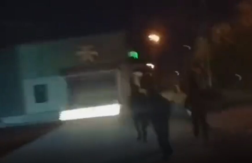Επίθεση του Ρουβίκωνα με βαριοπούλες στις εγκαταστάσεις της «Βιολάντα», στη ΒΙΠΕ Λάρισας