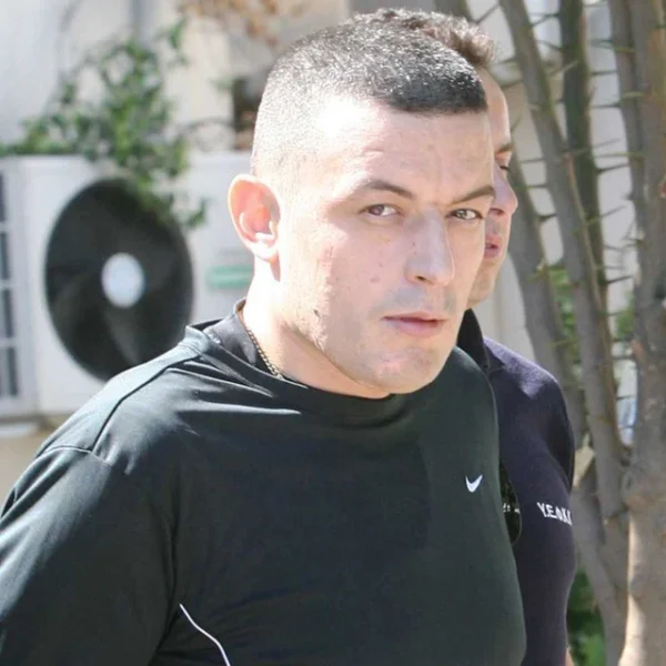 Αλκέτ Ριζάι: Βγήκε με άδεια από τις φυλακές Δομοκού και δεν επέστρεψε – Φέρεται να εμπλέκεται στους πυροβολισμούς στην Ανάβυσσο