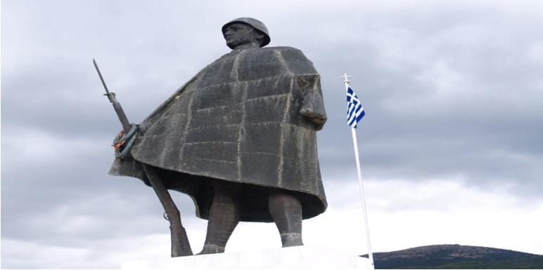 Μάχη της Πίνδου το 1940 και δύο δημοτικά τραγούδια (ελληνικό και αλβανικό)