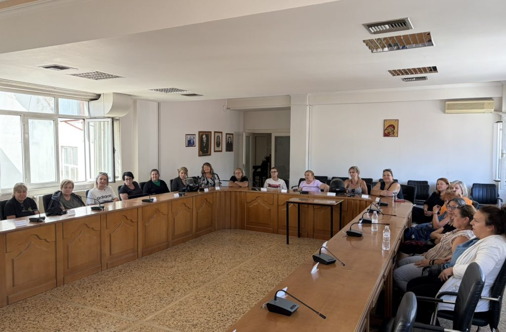 Ευχαριστήριο των σχολικών καθαριστριών στον Δήμαρχο Τυρνάβου