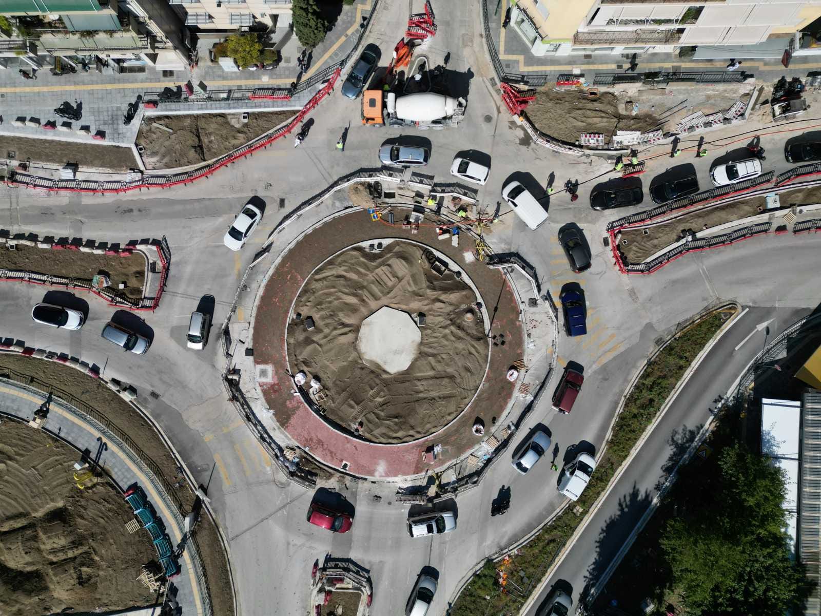 Δήμος Λαρισαίων: Εργασίες ασφαλτόστρωσης στον κυκλικό κόμβο Παναγούλη-Ηρ.Πολυτεχνείου-Φαρσάλων