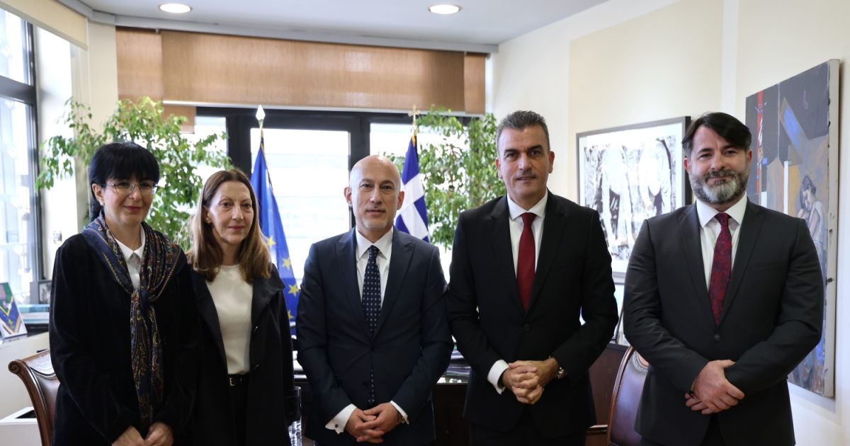 Εθιμοτυπική συνάντηση Θ. Μαμάκου με τον Πρόξενο της Γεωργίας στη Λάρισα