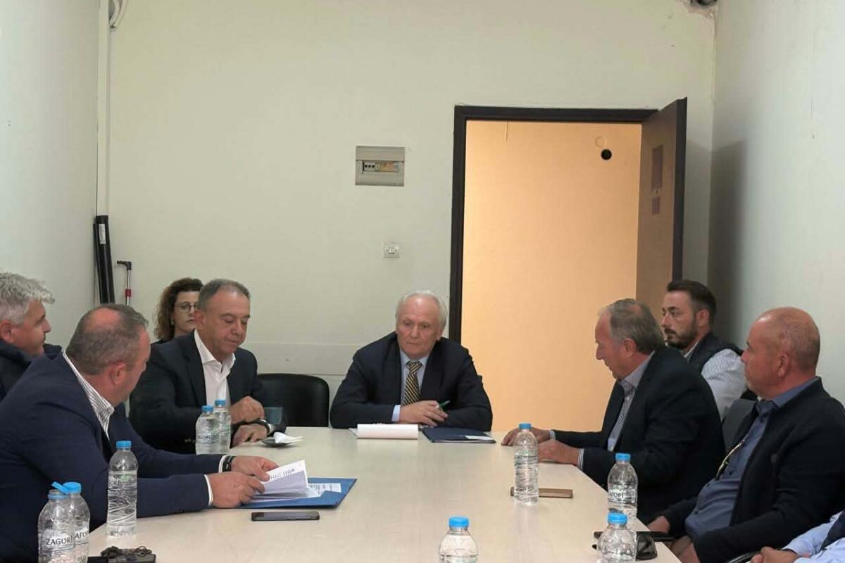 Ερχονται θετικές εξελίξεις για τα βιομηχανικά αχλάδια