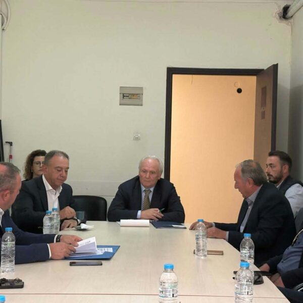 Ερχονται θετικές εξελίξεις για τα βιομηχανικά αχλάδια