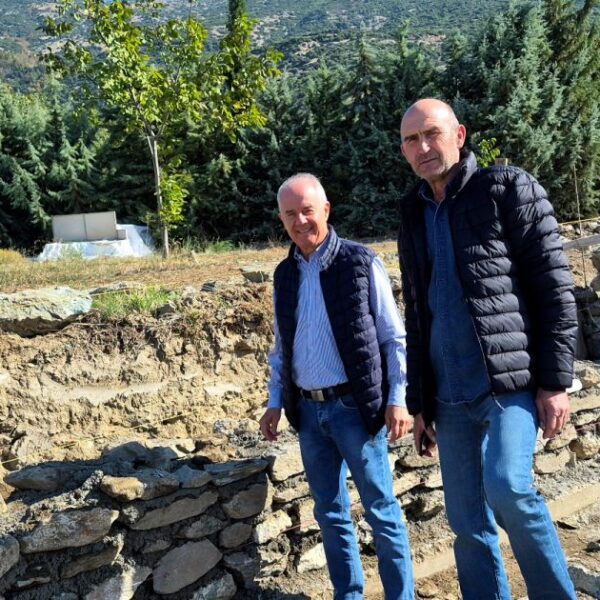 Έργο διαπλάτυνσης δρόμου στην Ελάτεια Τεμπών