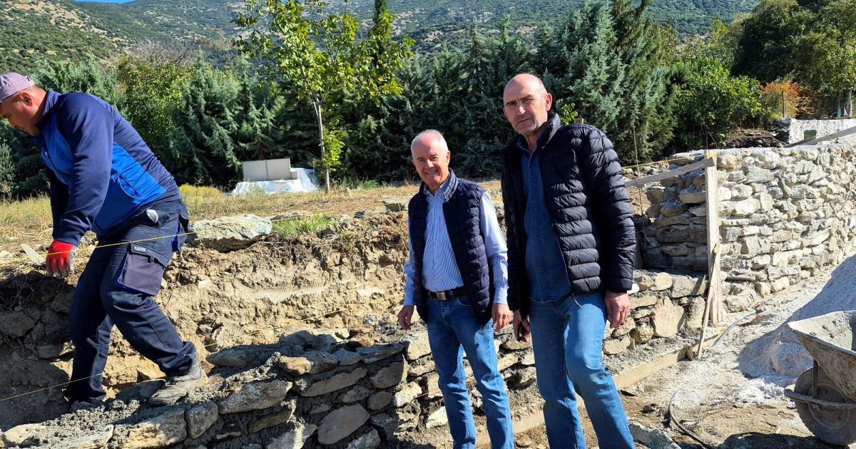 Έργο διαπλάτυνσης δρόμου στην Ελάτεια Τεμπών