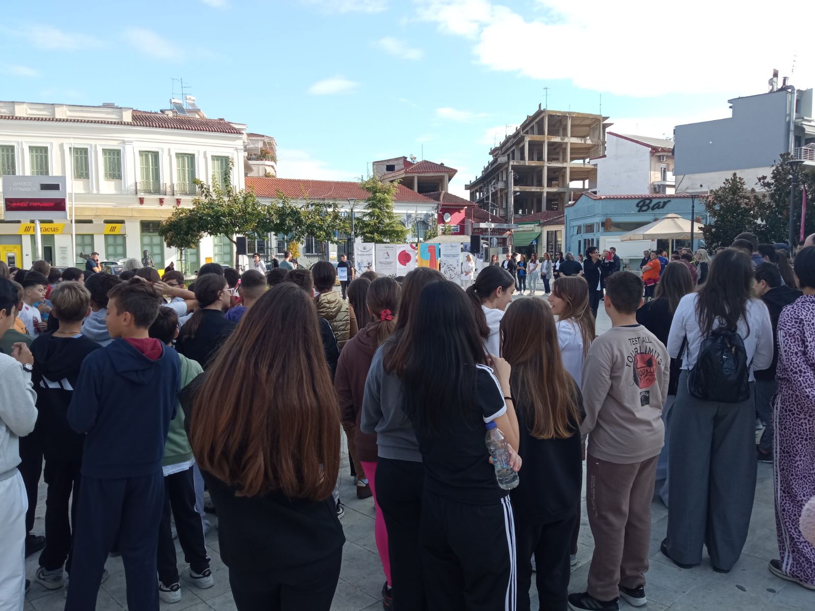 Το 1ο Γυμνάσιο Τυρνάβου στη Δράση Ευαισθητοποίησης για την Παγκόσμια Ημέρα Ψυχικής Υγείας