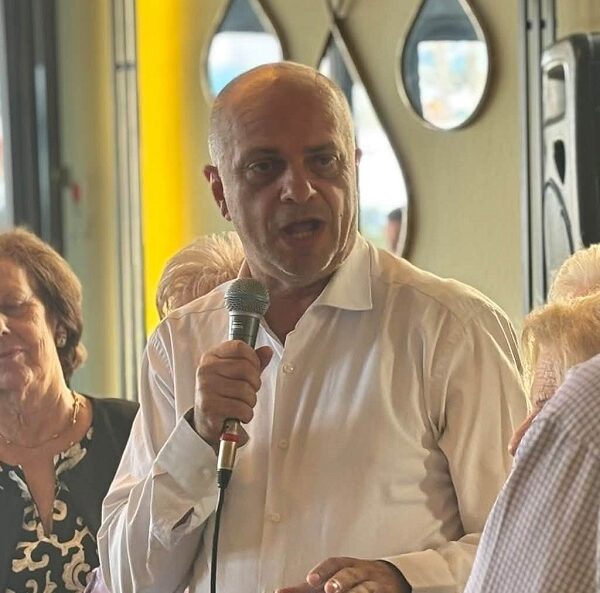 Χρ. Καπετάνος: Ο παππούς και η γιαγιά μεγαλώνουν εγγόνια και γενιές ολόκληρες με αγάπη