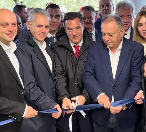 Εγκαίνια του Κέντρου Υγείας Ελασσόνας από τον υπουργό Άδωνι Γεωργιάδη