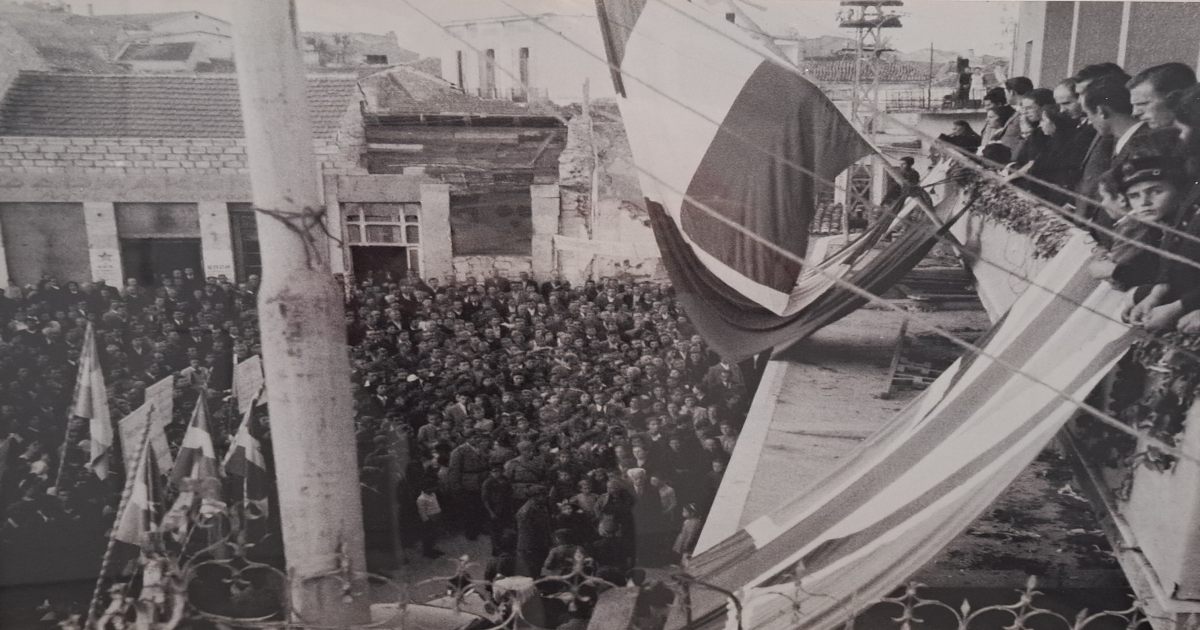 Δημοτική Πινακοθήκη Λάρισας: Δωρεάν ξενάγηση σε σπάνια φωτογραφικά ντοκουμέντα της περιόδου 1941-1944