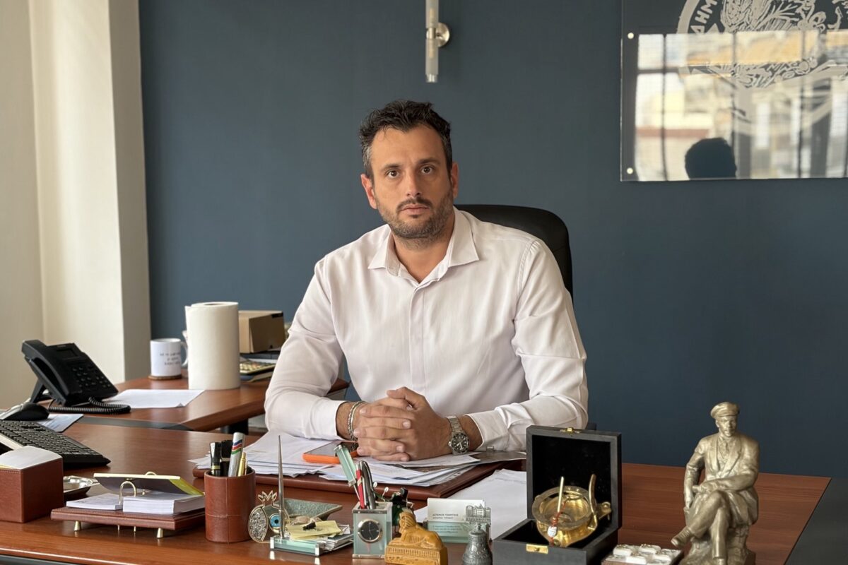 Η παρέμβαση του δημάρχου Τυρνάβου για τις ζημιές στα δίκτυα του δήμου από εταιρείες